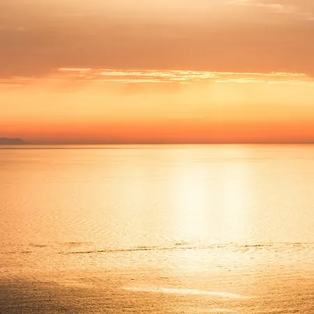 Alkistis - Designed For Adults Otel 3*